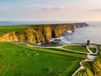 Immerse yourself in diverse cultures with one of our Star Collector voyages, spanning 13 to 25 days, and gain new perspectives that enrich your spirit.